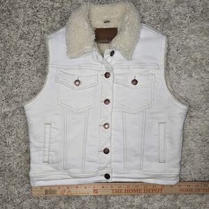 Judy Blue White Denim Vest with Cream Collar